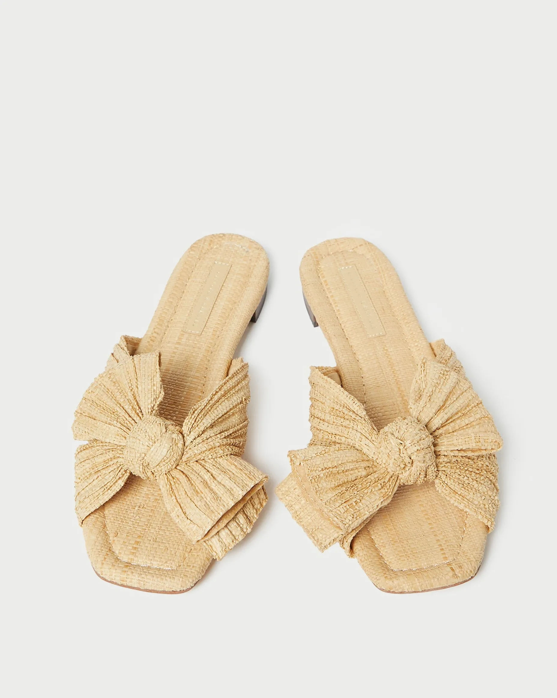 Daphne Natural Bow Slide