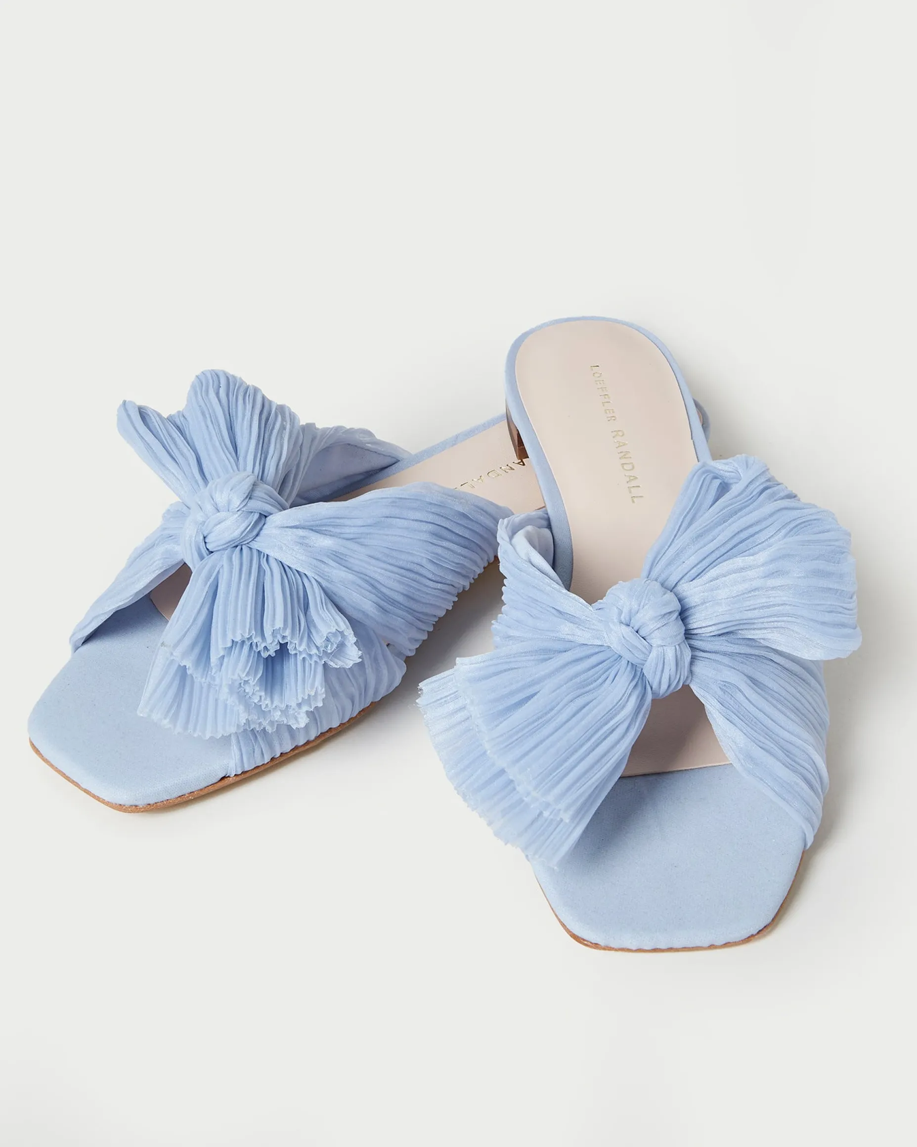 Daphne Natural Bow Slide